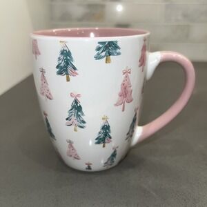 Festive Voice Walgreens Ceramic 16 oz. Coffee Mug Christmas Trees Theme